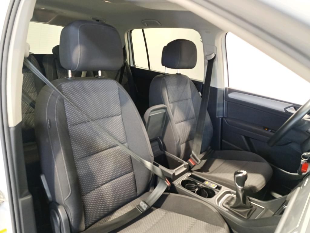 volkswagen-touran-2021-diesel-1968cc