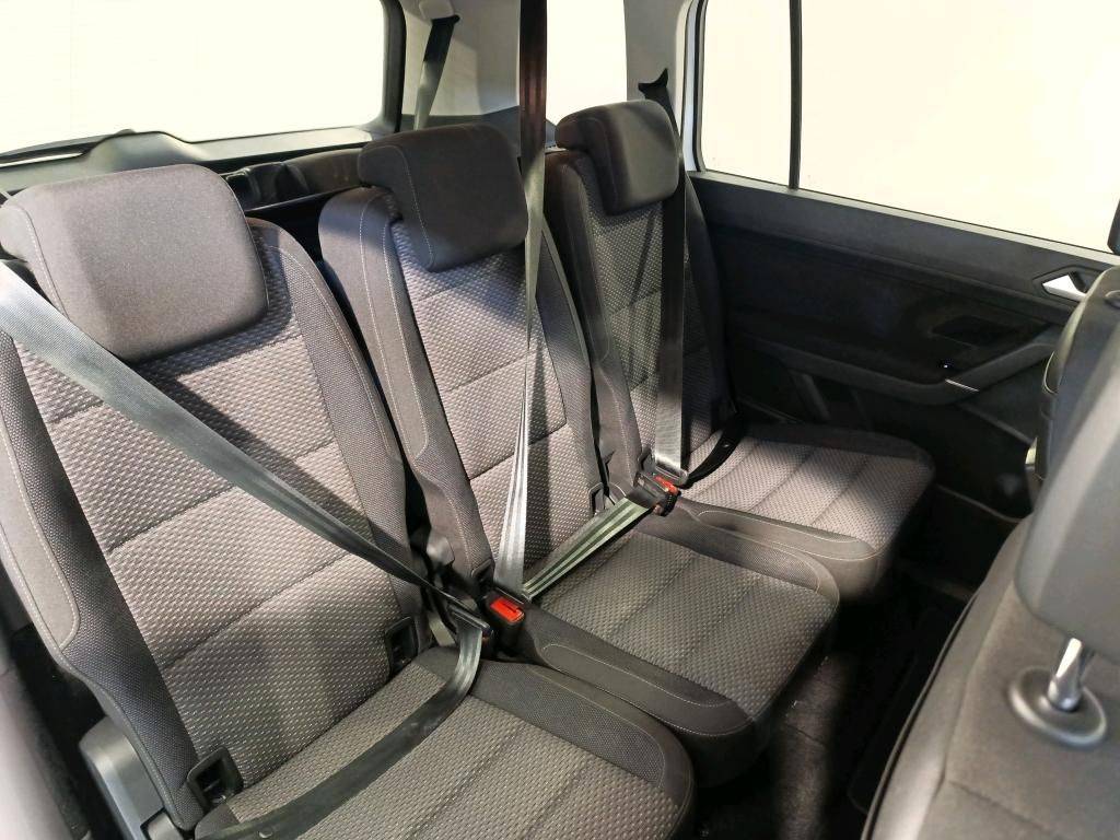volkswagen-touran-2021-diesel-1968cc