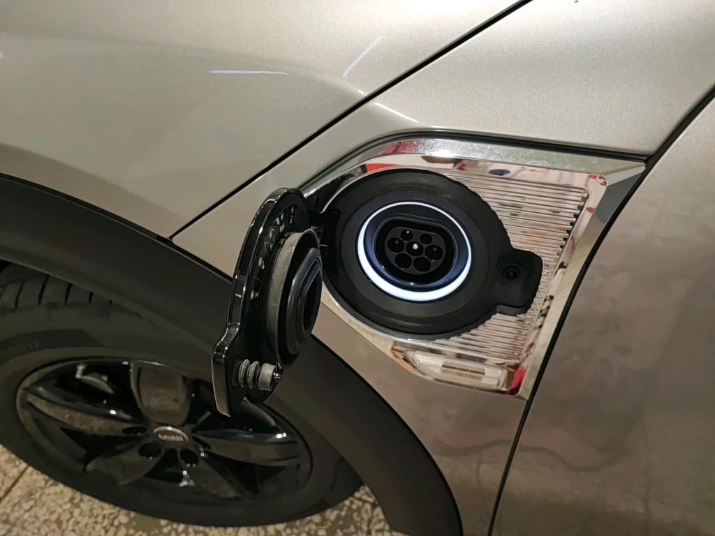 mini-countryman-2023-hibrido-a-gasolina-1499cc
