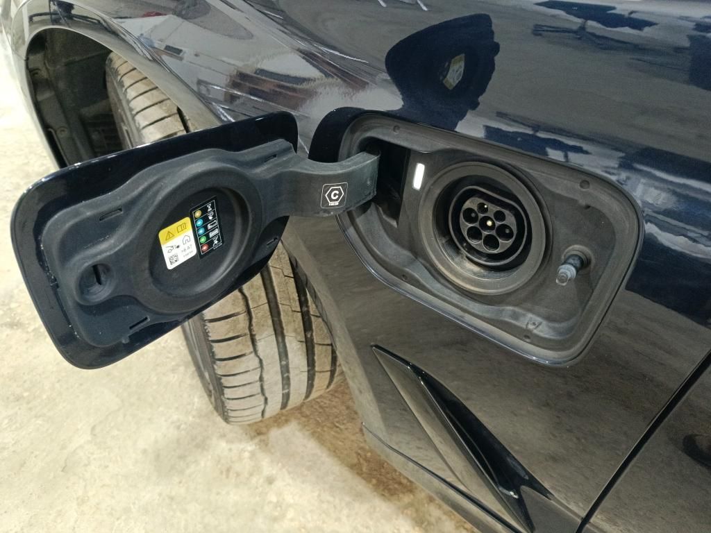 bmw-serie-5-2022-hibrido-a-gasolina-1998cc