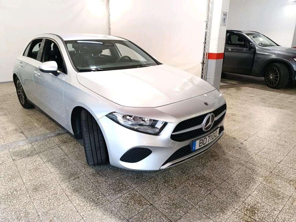 mercedes-benz-classe-a-2023-gasolina-1332cc