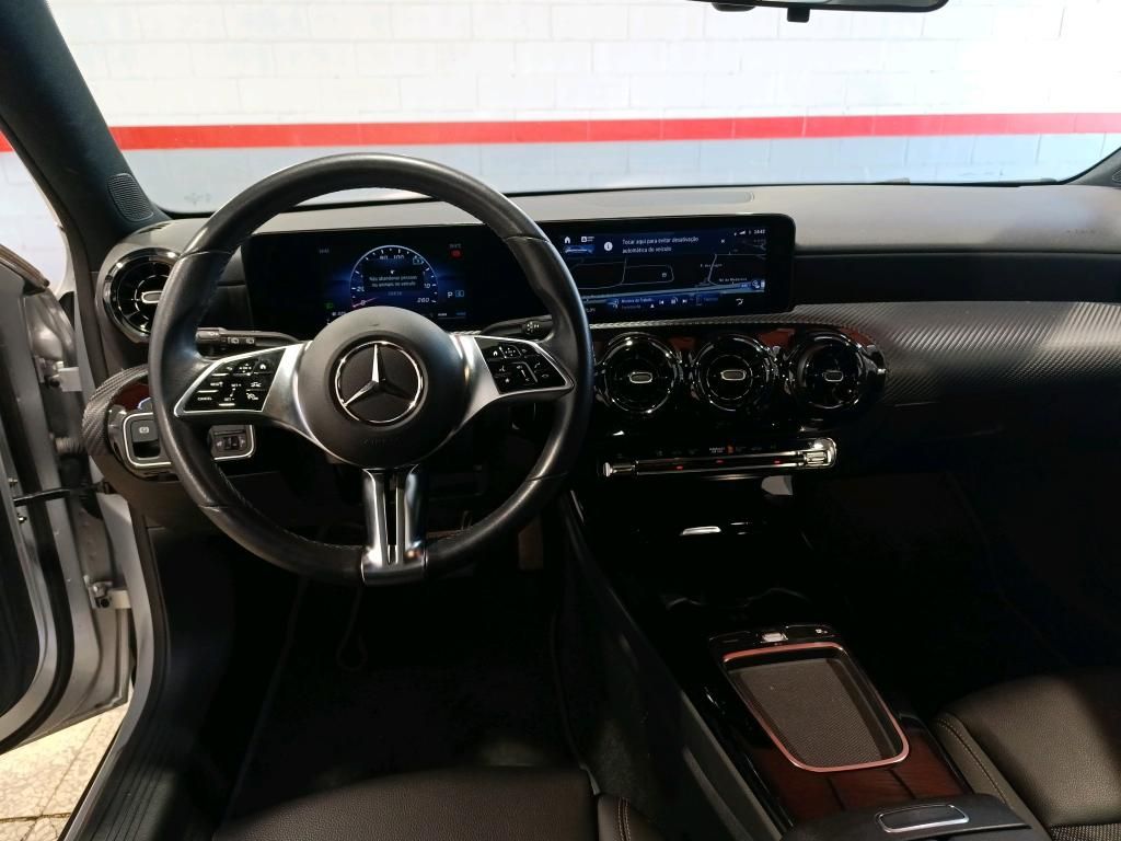 mercedes-benz-classe-a-2023-gasolina-1332cc