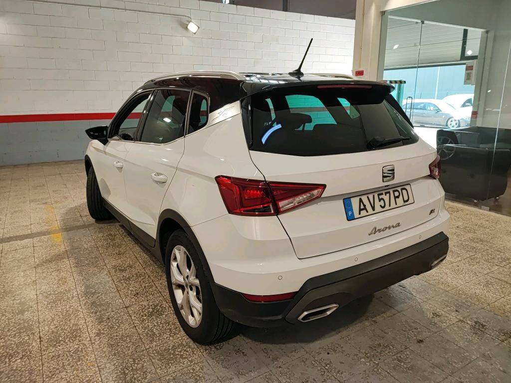 seat-arona-2022-gasolina-999cc