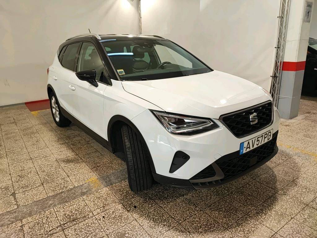 seat-arona-2022-gasolina-999cc