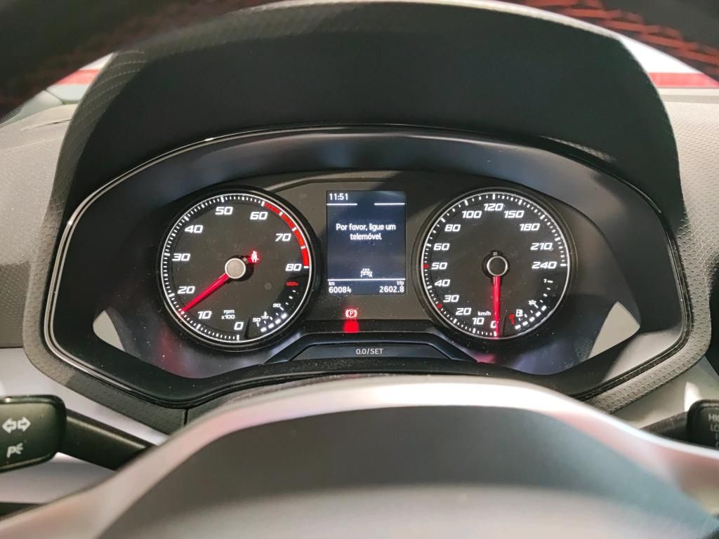 seat-arona-2022-gasolina-999cc