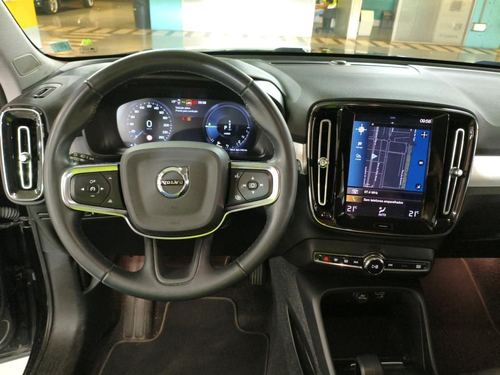 volvo-xc40-2022-hibrido-a-gasolina-1477cc