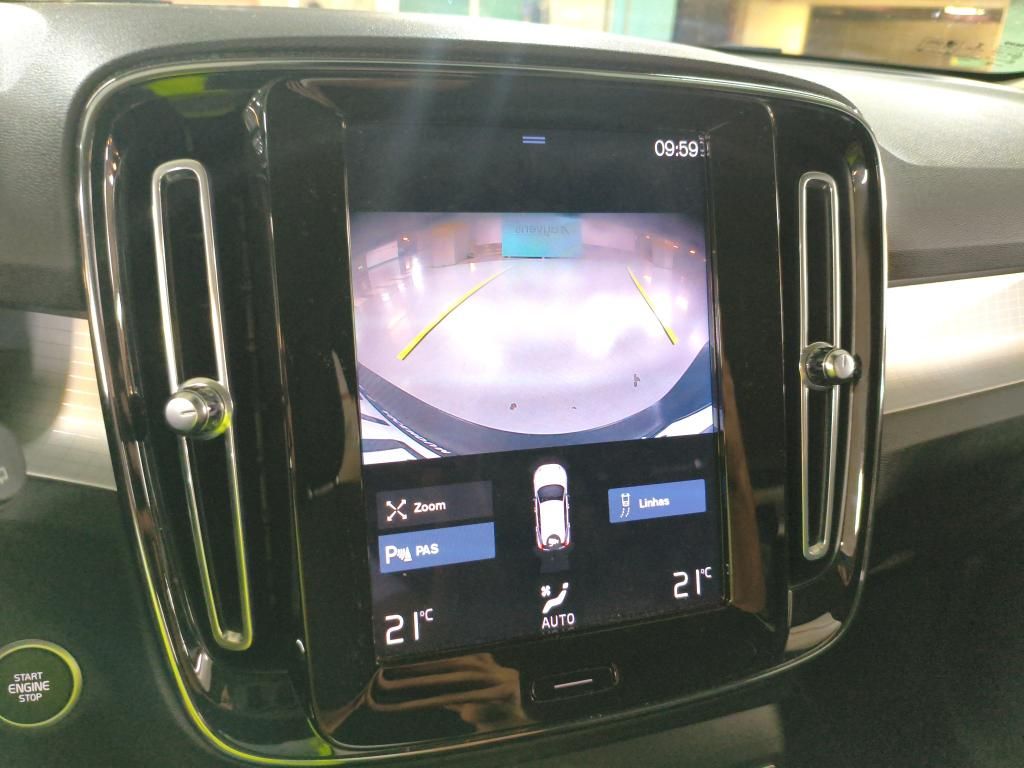 volvo-xc40-2022-hibrido-a-gasolina-1477cc