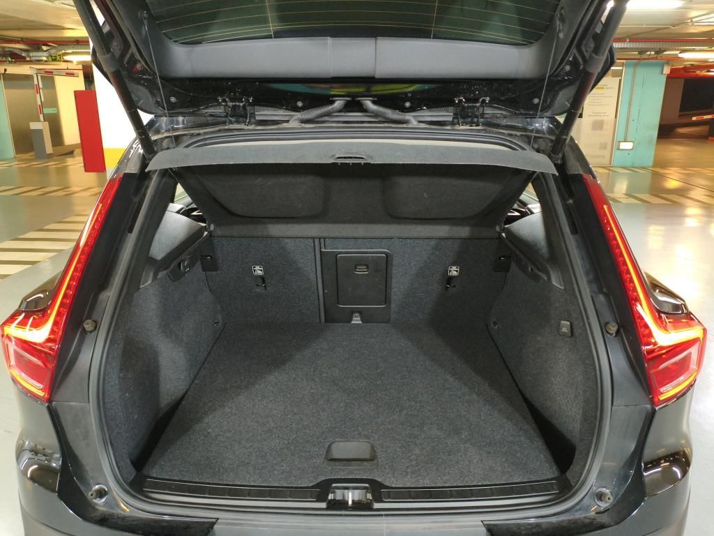 volvo-xc40-2022-hibrido-a-gasolina-1477cc