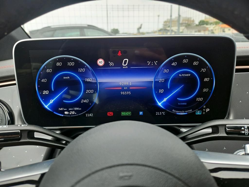 mercedes-benz-eqe-2023-eletrico-0cc