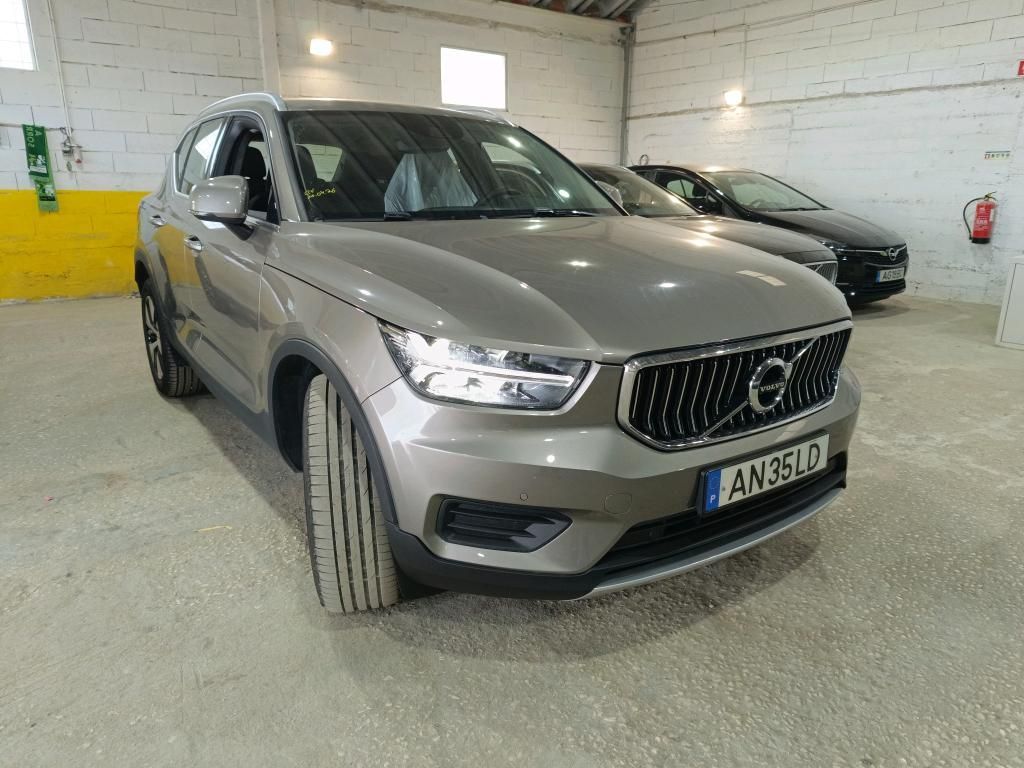 volvo-xc40-2022-hibrido-a-gasolina-1477cc