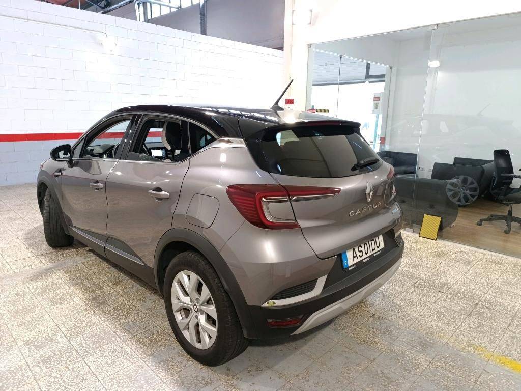 renault-captur-2022-hibrido-a-gasolina-1598cc