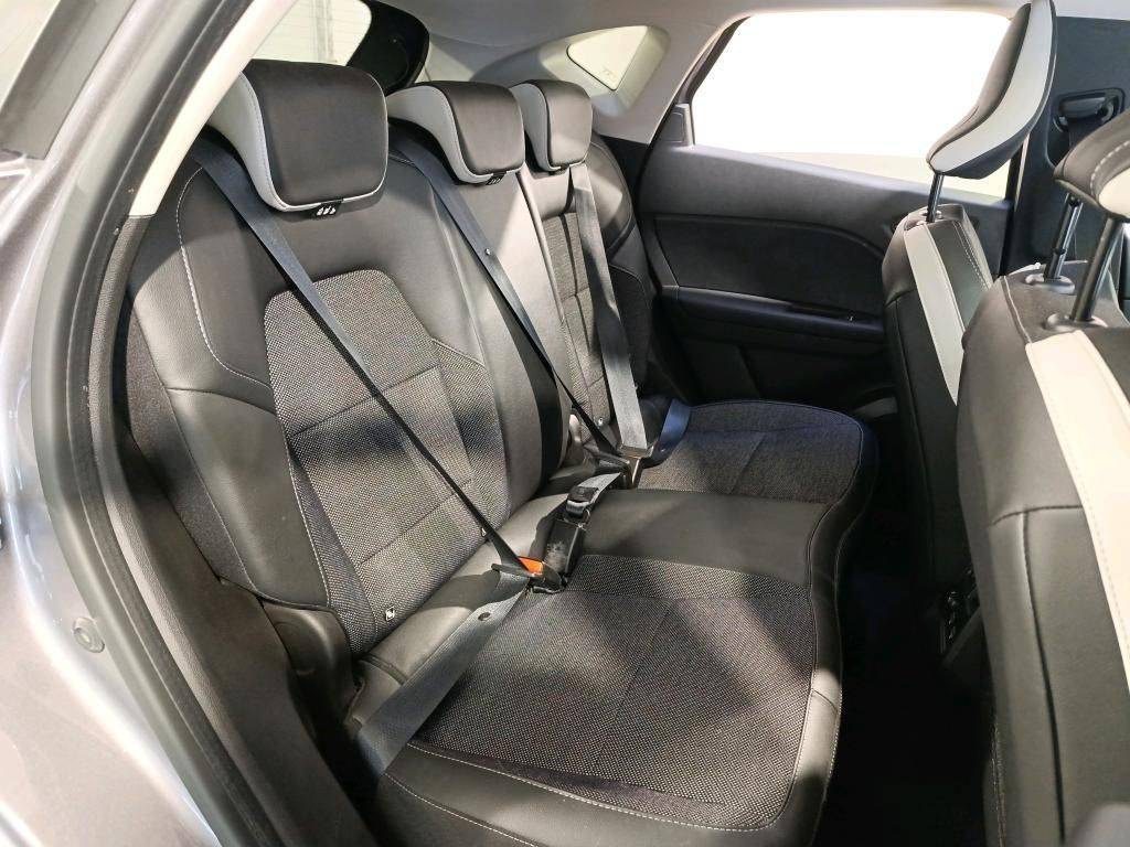 renault-captur-2022-hibrido-a-gasolina-1598cc