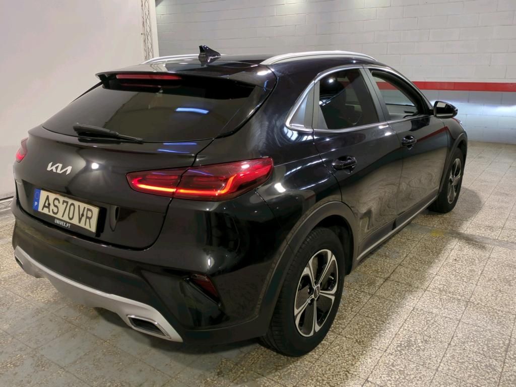 kia-xceed-2022-hibrido-a-gasolina-1580cc