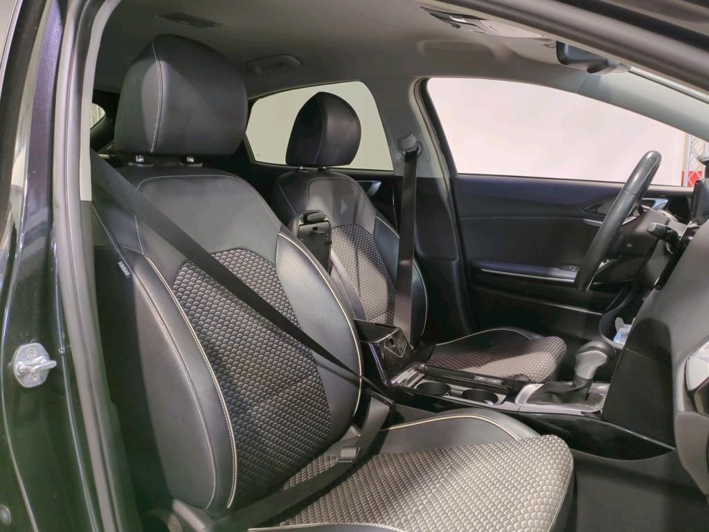 kia-xceed-2022-hibrido-a-gasolina-1580cc