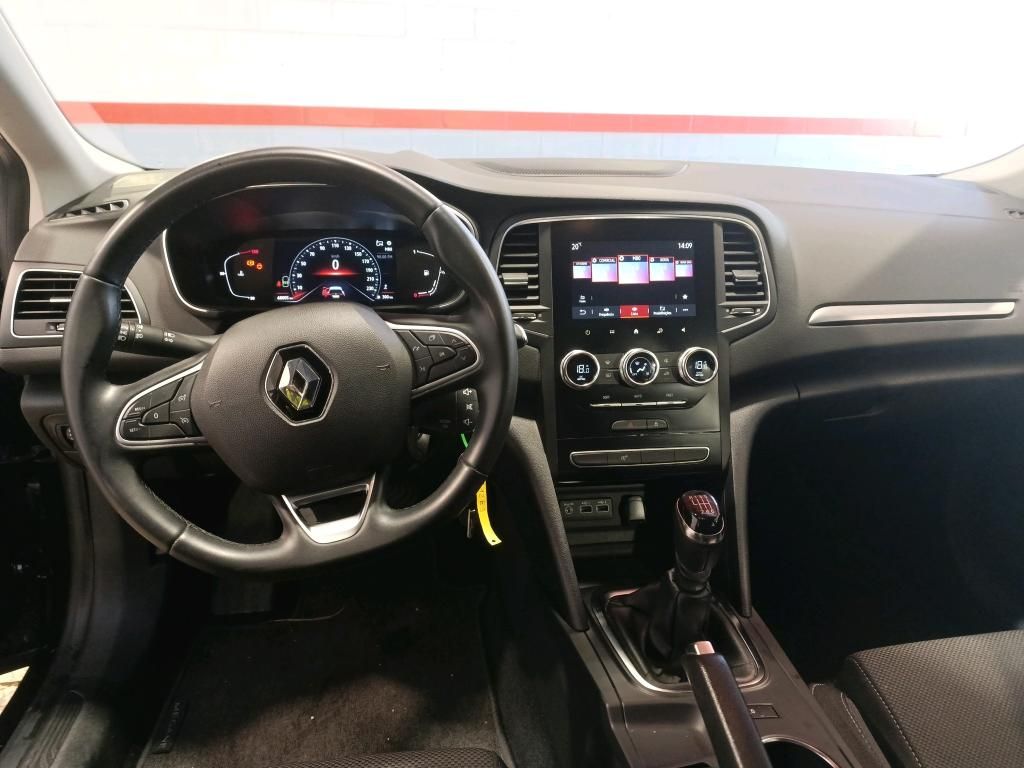 renault-megane-sport-tourer-2023-diesel-1461cc