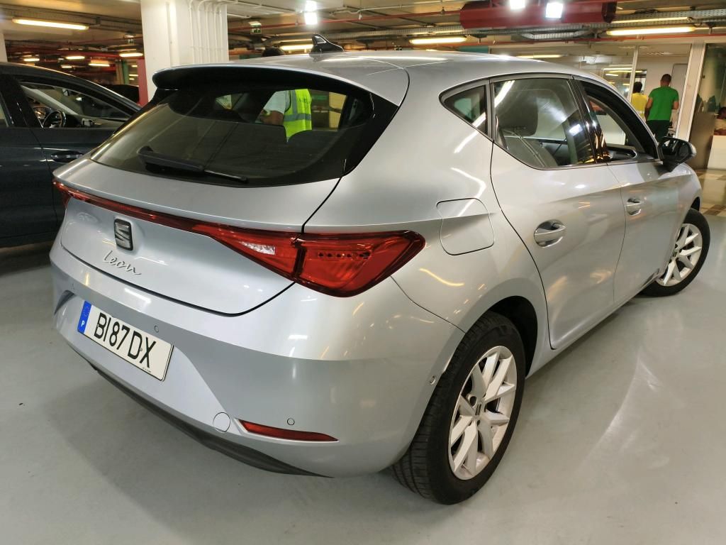 seat-leon-2024-gasolina-999cc