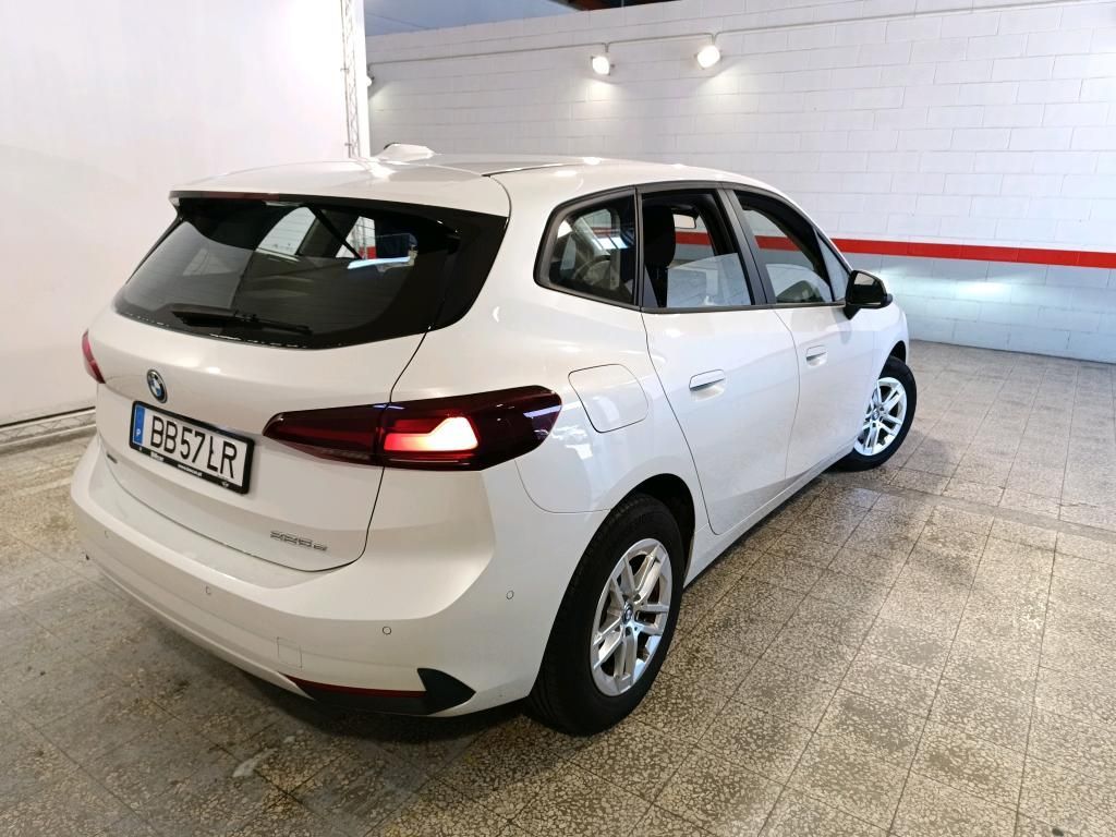 bmw-serie-2-2023-hibrido-a-gasolina-1499cc