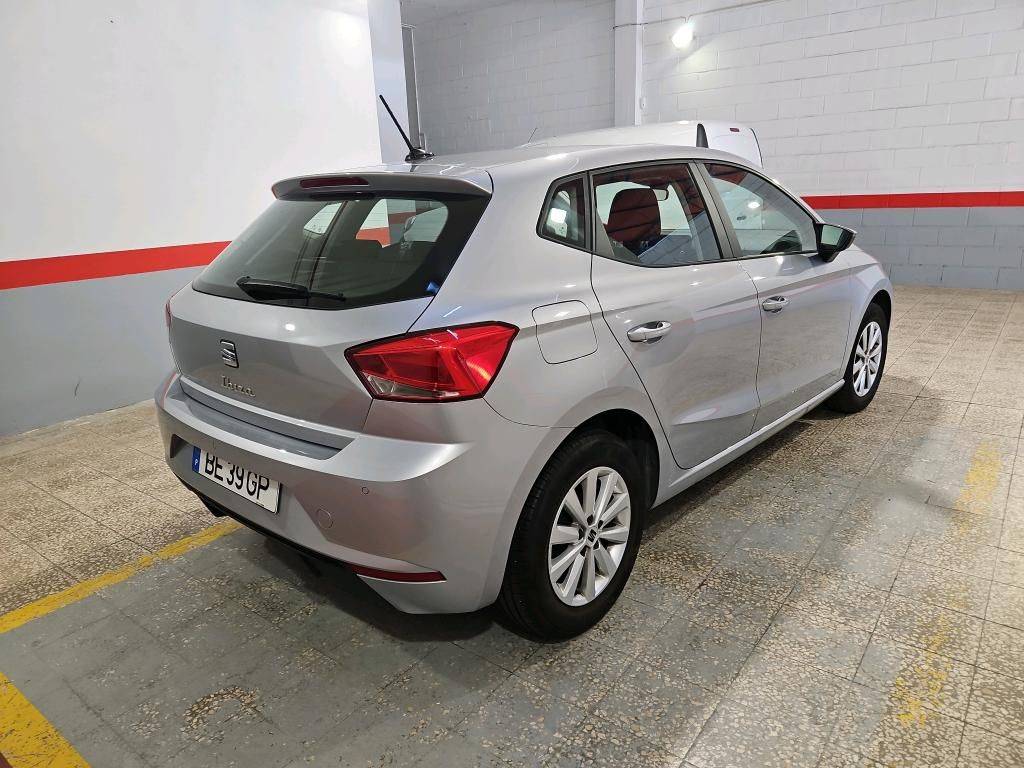 seat-ibiza-2023-gasolina-999cc