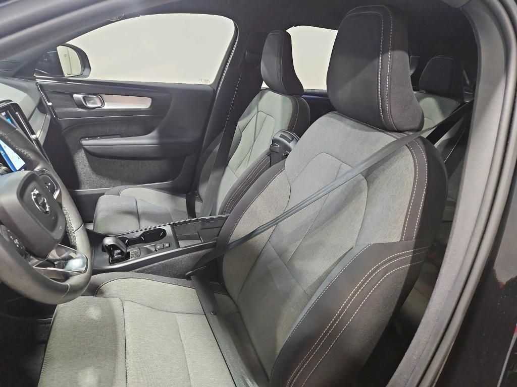 volvo-xc40-2023-hibrido-a-gasolina-1477cc