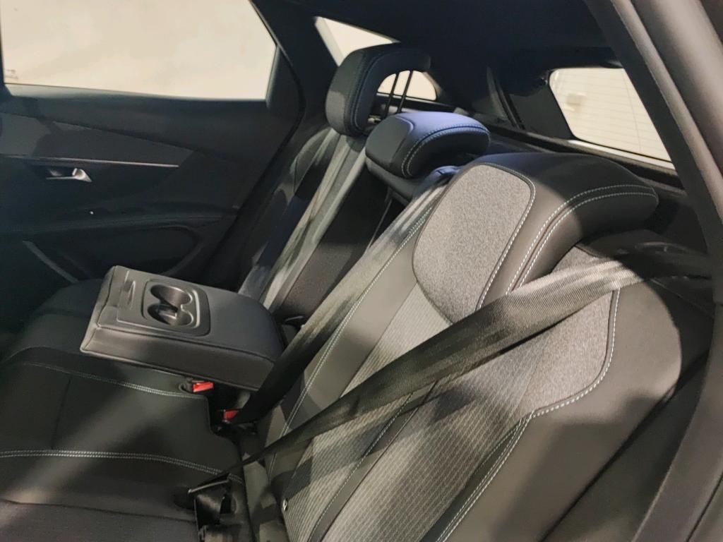 peugeot-3008-2023-hibrido-a-gasolina-1598cc