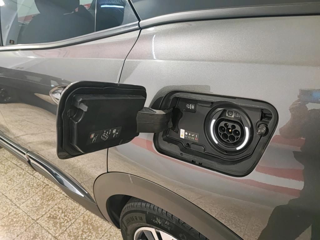 peugeot-3008-2023-hibrido-a-gasolina-1598cc