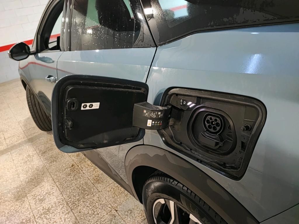 peugeot-e-3008-2025-eletrico-0cc
