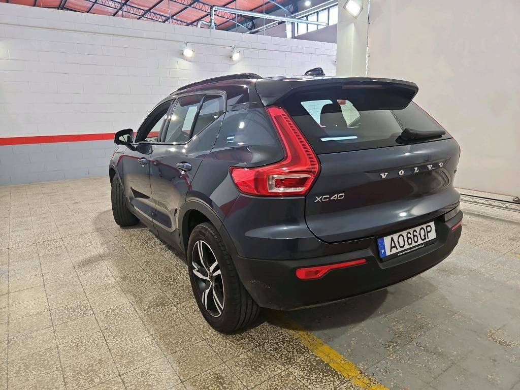 volvo-xc40-2022-gasolina-1477cc