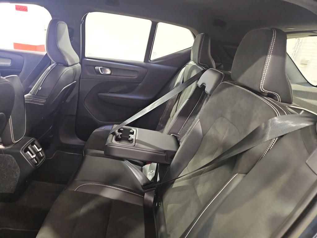 volvo-xc40-2022-gasolina-1477cc