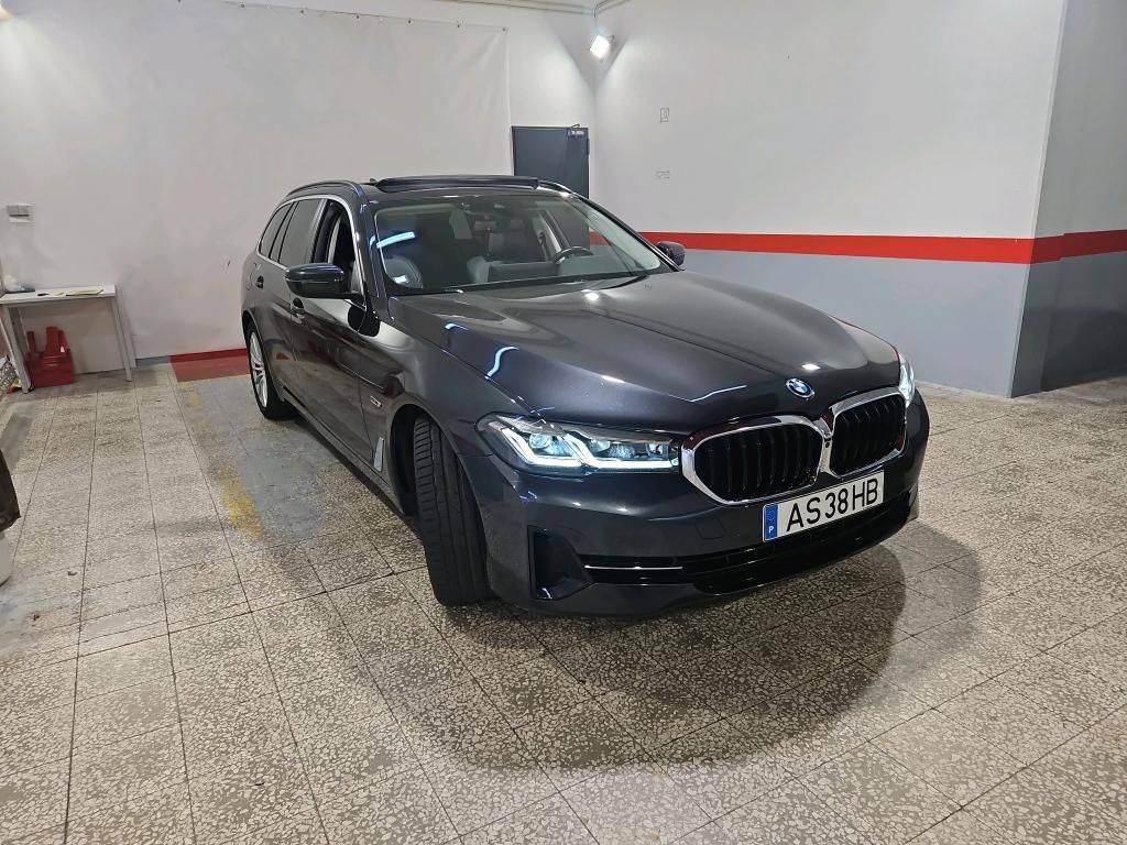 bmw-serie-5-2022-hibrido-a-gasolina-1998cc