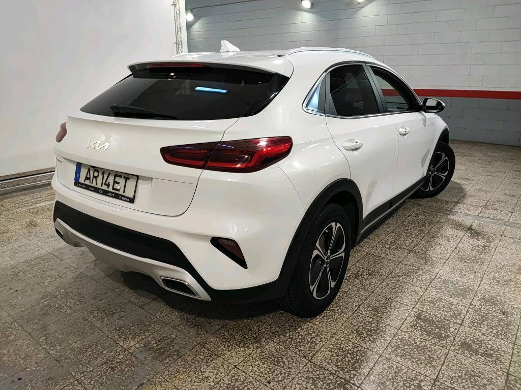 kia-xceed-2022-hibrido-a-gasolina-1580cc
