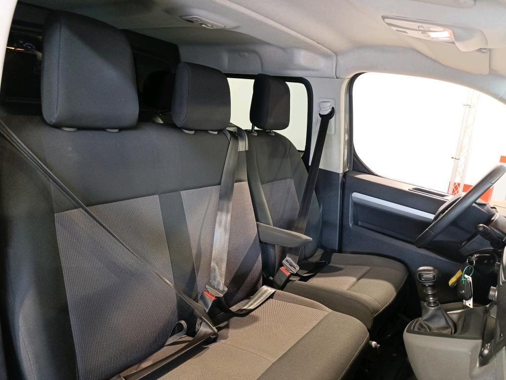 opel-vivaro-2022-diesel-1997cc