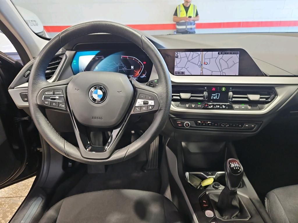 bmw-serie-1-2023-diesel-1496cc