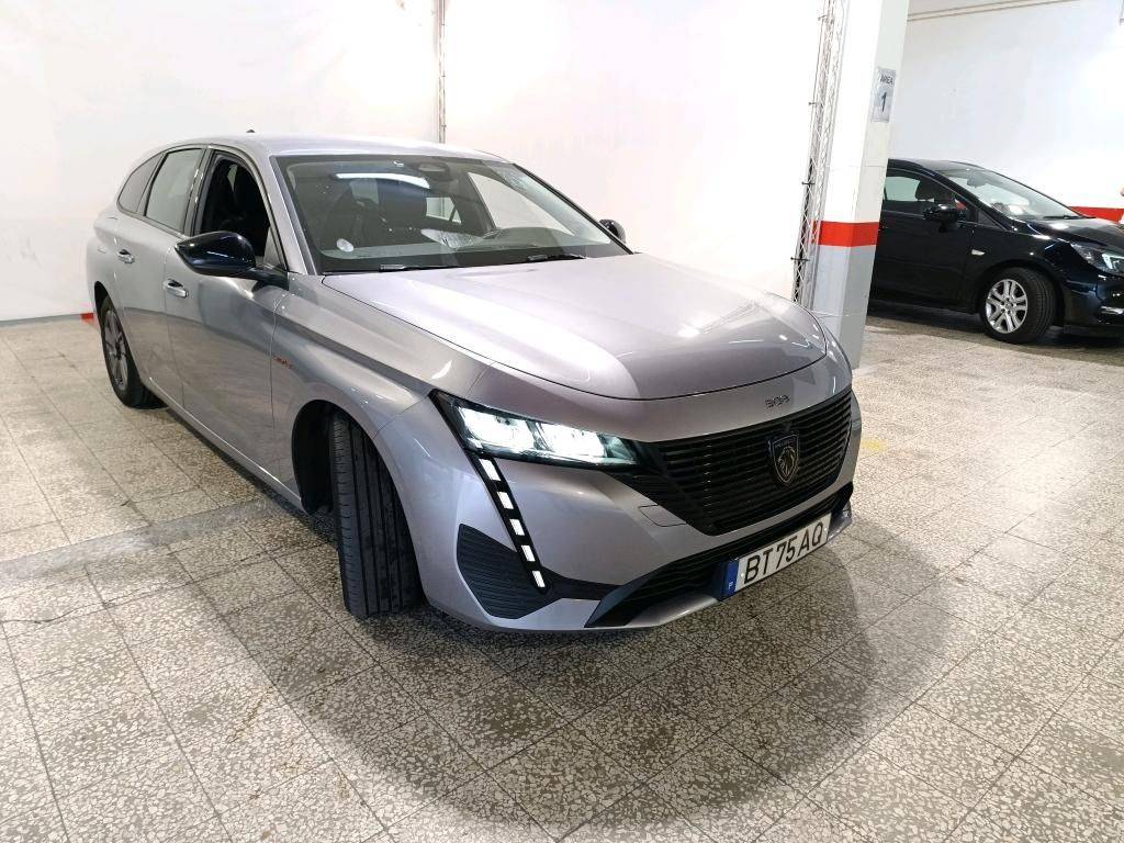 peugeot-308-sw-2025-diesel-1499cc