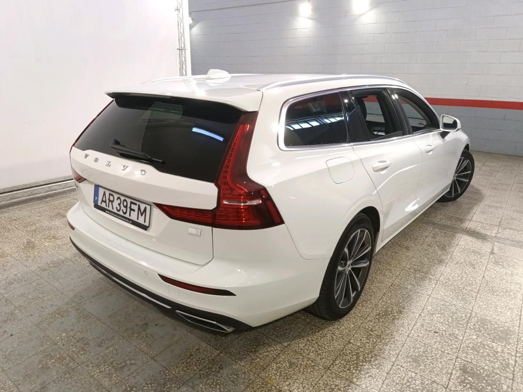 volvo-v60-2022-hibrido-a-gasolina-1969cc