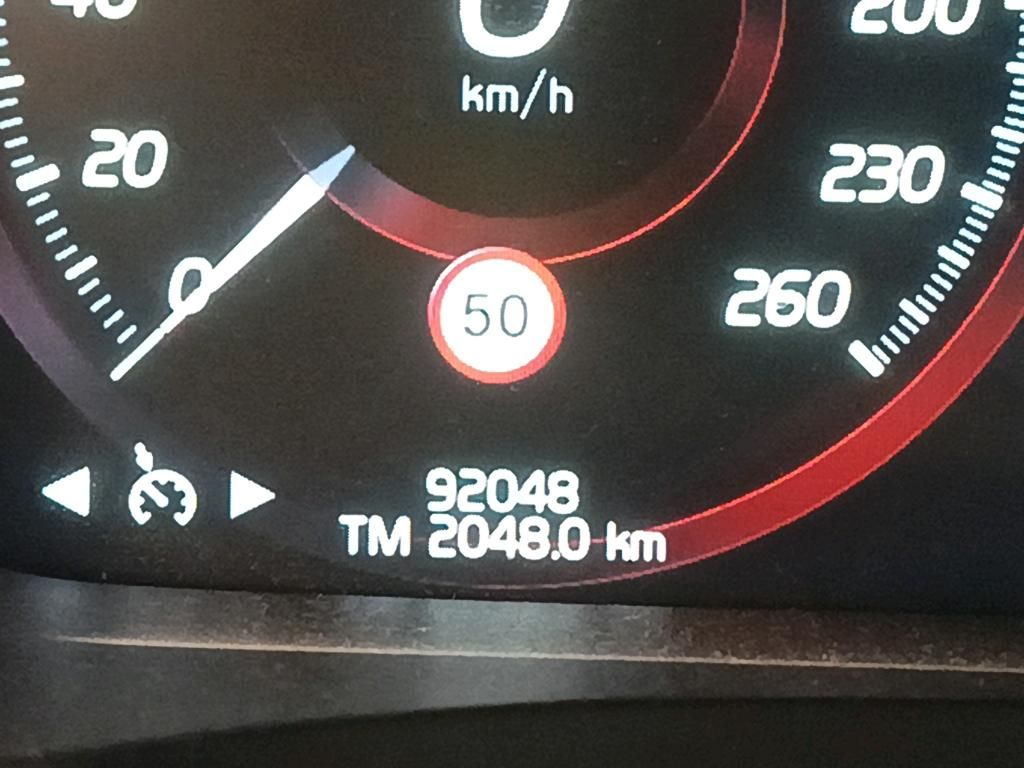 volvo-v60-2022-hibrido-a-gasolina-1969cc