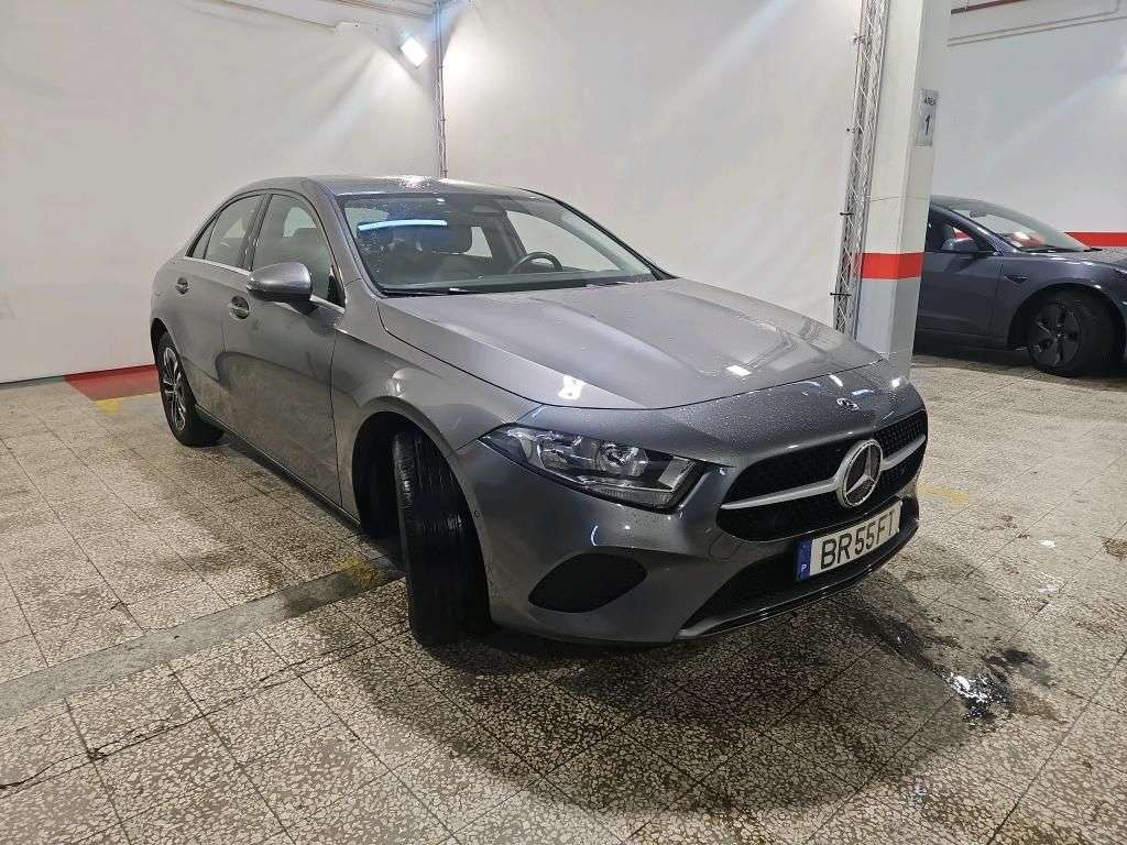 mercedes-benz-classe-a-2025-hibrido-a-gasolina-1332cc