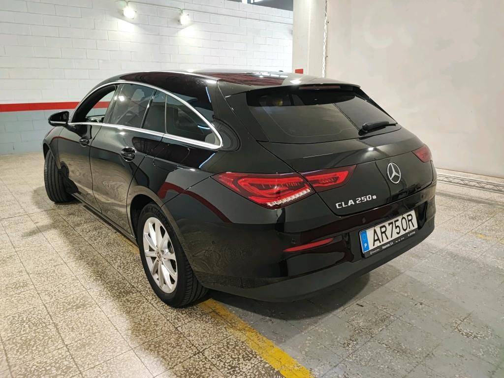 mercedes-benz-cla-2022-hibrido-a-gasolina-1332cc