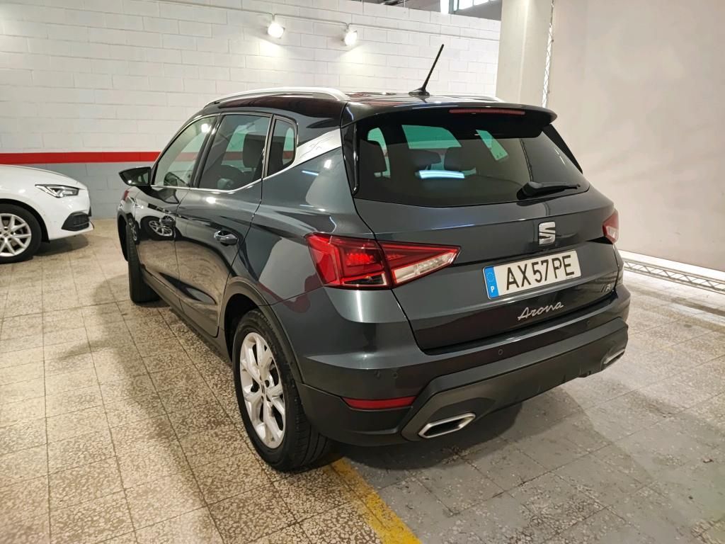 seat-arona-2023-gasolina-999cc