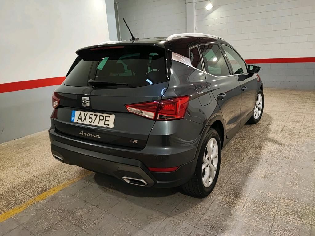 seat-arona-2023-gasolina-999cc