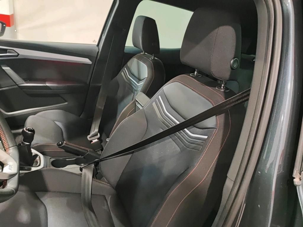 seat-arona-2023-gasolina-999cc