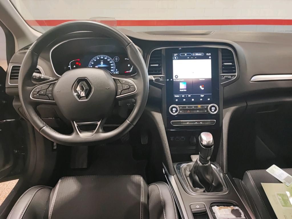 renault-megane-sport-tourer-2022-diesel-1461cc