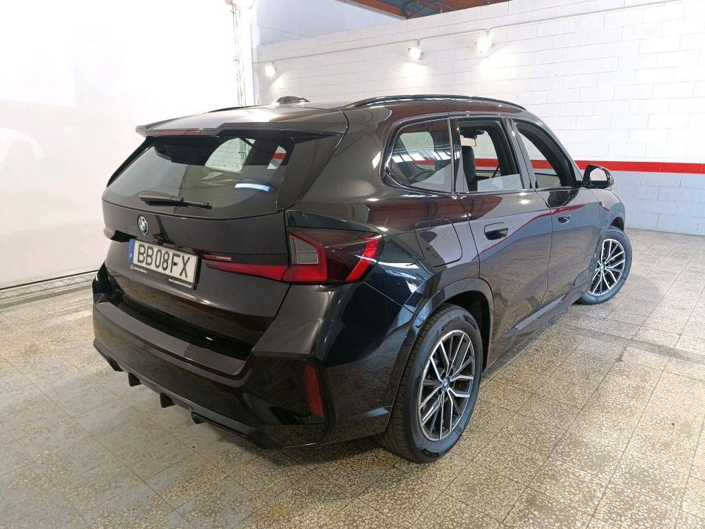 bmw-x1-2023-hibrido-a-gasolina-1499cc