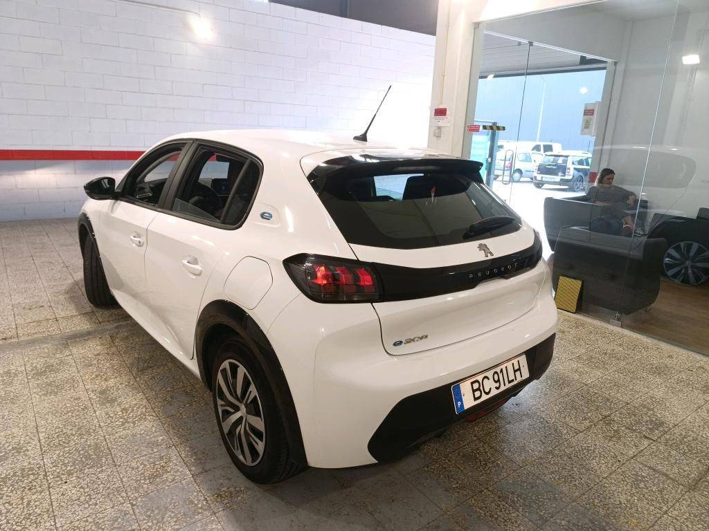 peugeot-208-2023-eletrico-0cc