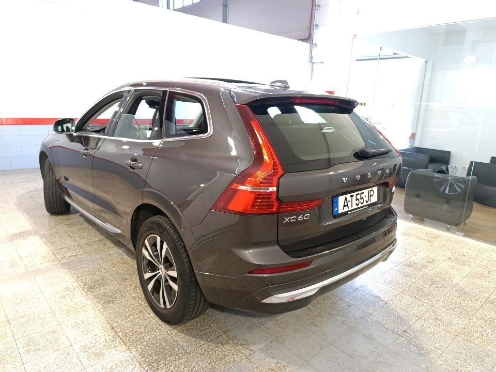 volvo-xc60-2022-hibrido-a-gasolina-1969cc