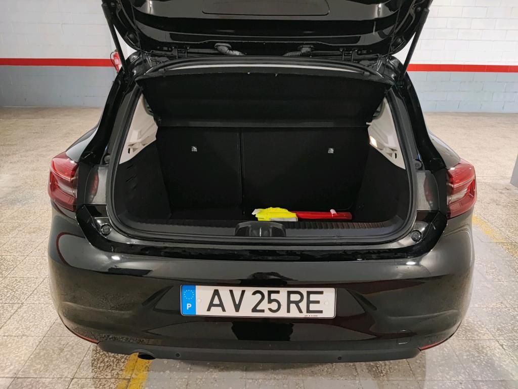 renault-clio-2023-diesel-1461cc
