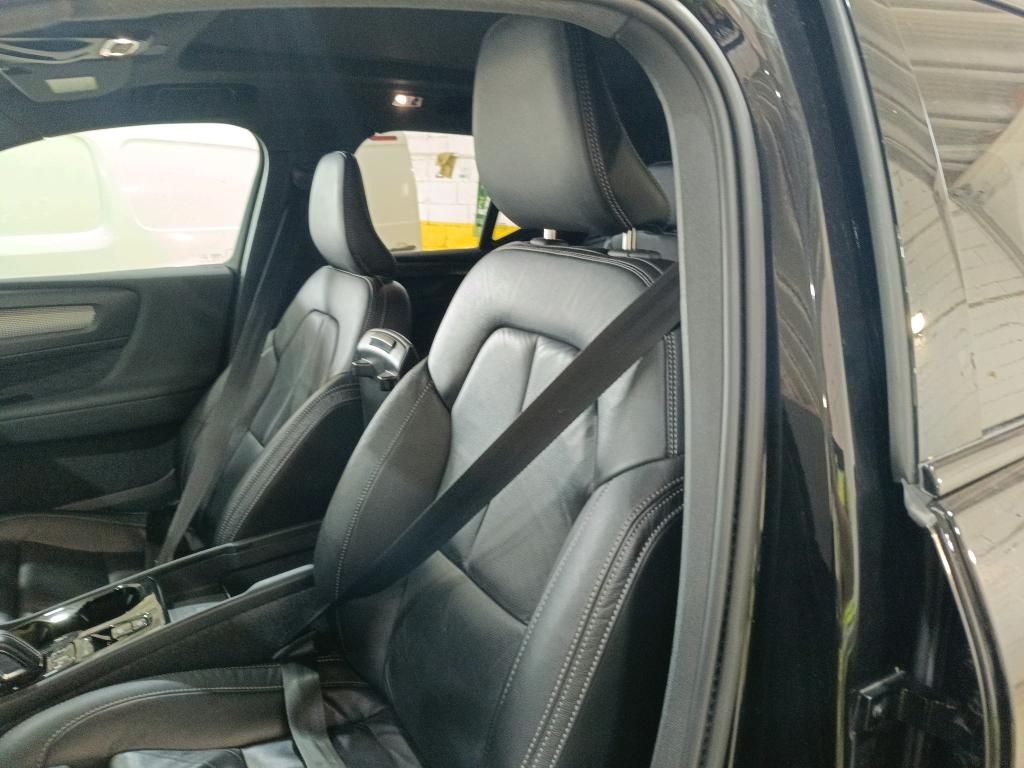 volvo-xc40-2021-hibrido-a-gasolina-1477cc