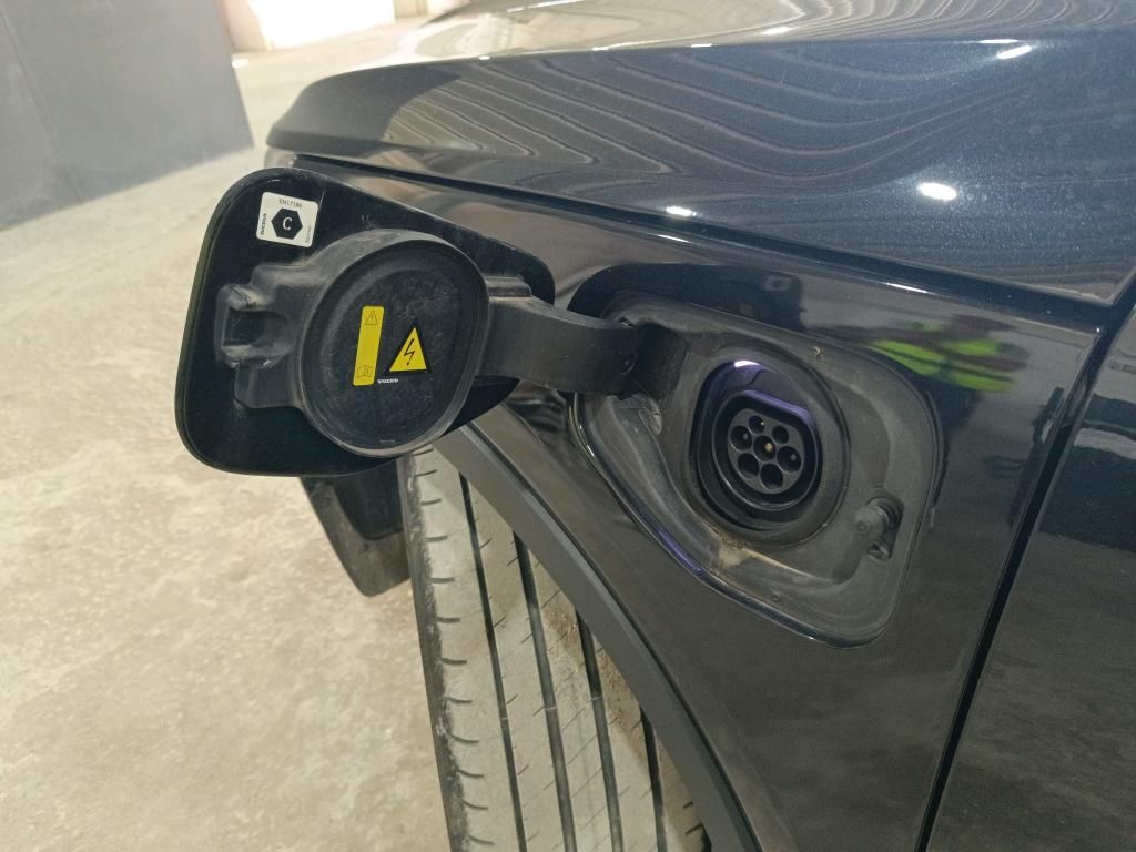 volvo-xc40-2021-hibrido-a-gasolina-1477cc