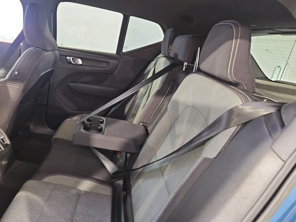 volvo-xc40-2022-hibrido-a-gasolina-1477cc