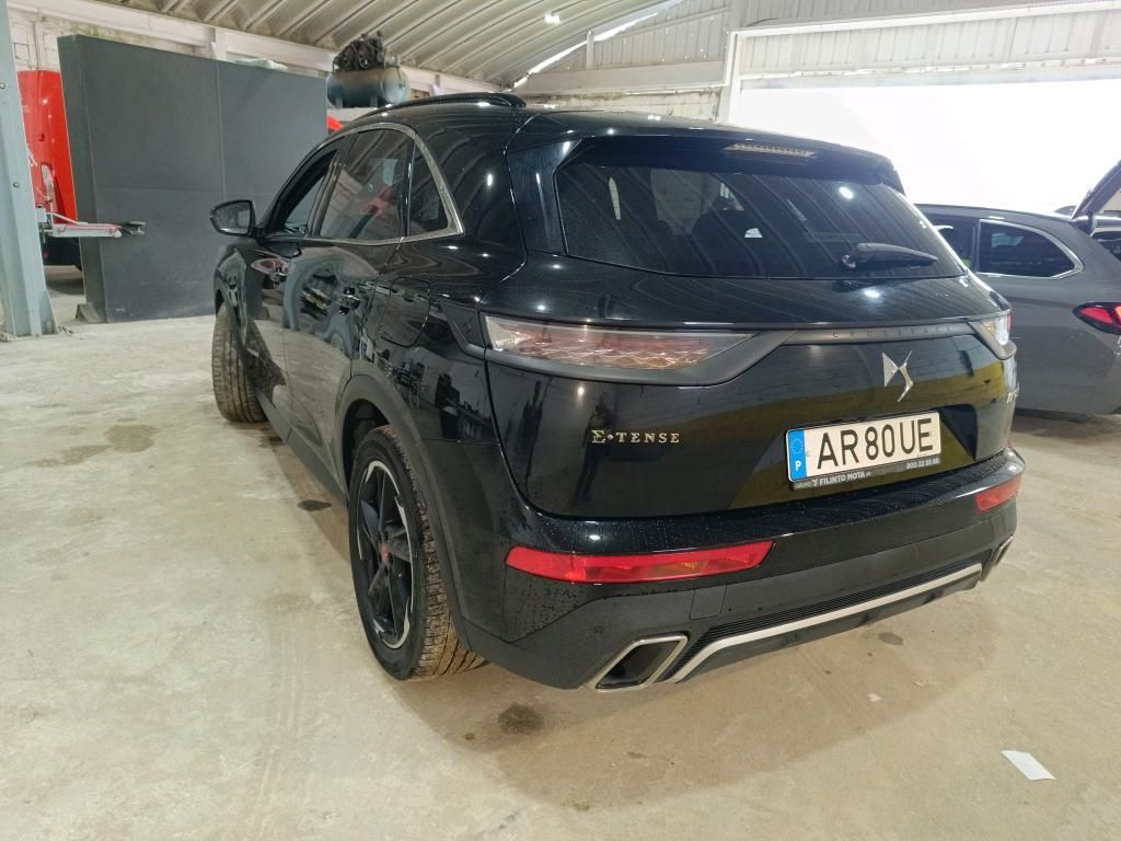 ds-ds-7-crossback-2022-hibrido-a-gasolina-1598cc