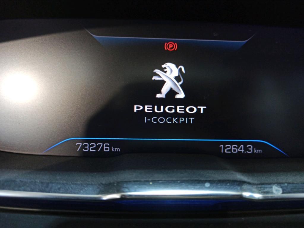 peugeot-5008-2022-diesel-1499cc